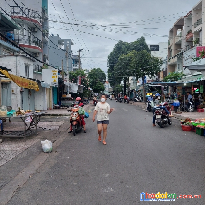Chính chủ bán nhà mt chợ phạm thế hiển. shr-2 tầng. 66m2. nhỉnh 8 tỷ.