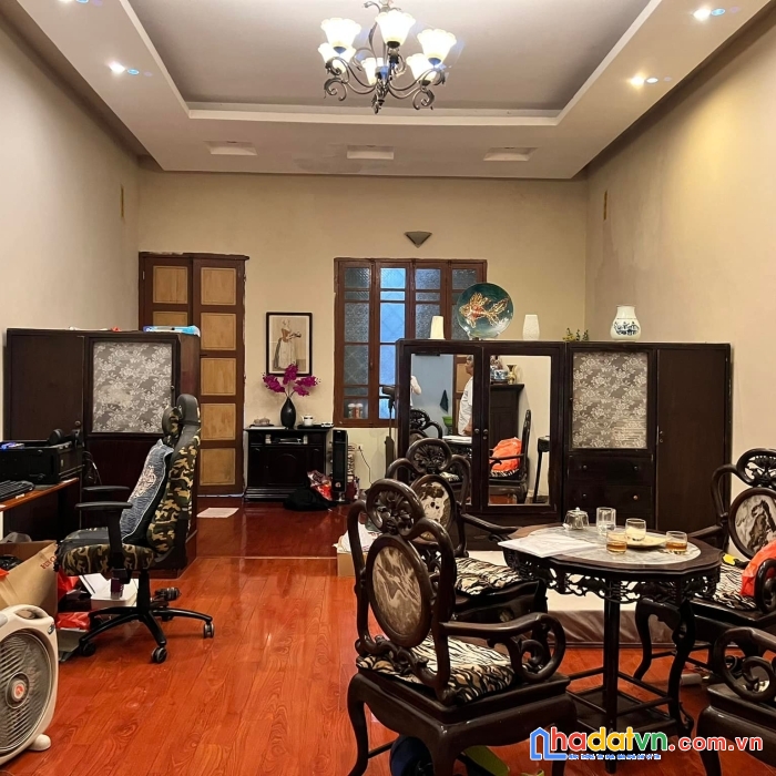 Bán nhà vườn hoa trần quang diệu, đống đa, ngõ trước nhà 3m, 33m2, 5 tầng, 6 tỷ