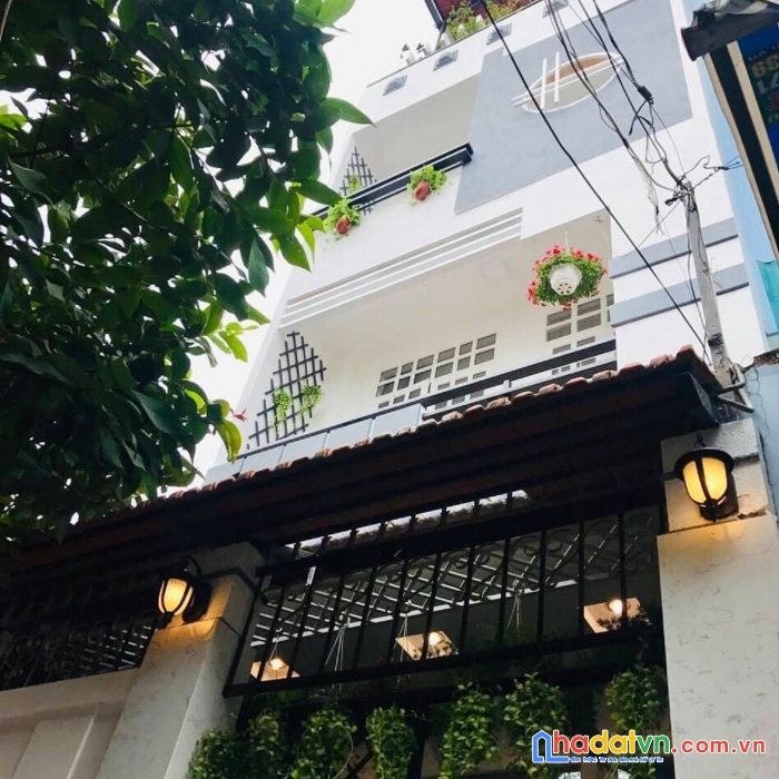 Bán nhà 11p chdv đẹp tuyệt hxh thoại ngọc hầu, tân phú, 3 bước ra cv, nở hậu 8m chỉ 14 tỷ tl