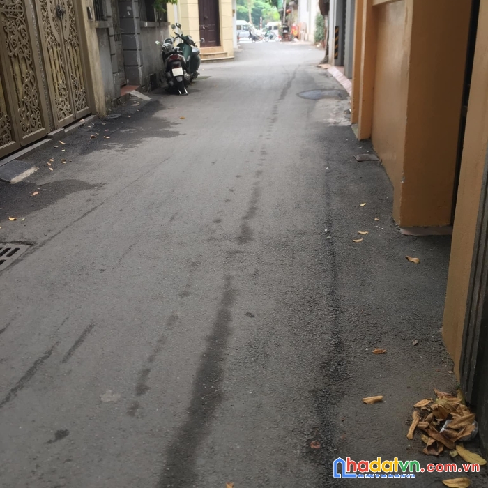 Nhà nhỏ xinh – mặt nghách rộng ba gác tránh nhau – vừa ở vừa kinh doanh giá 2.5