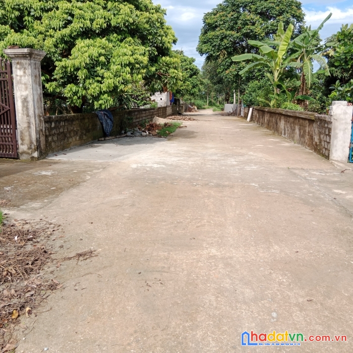 Bán lô đất khu vực xuân hưng - thọ xuân, cách sân bay 2km, cách đường vành đai 52m đang thi công,