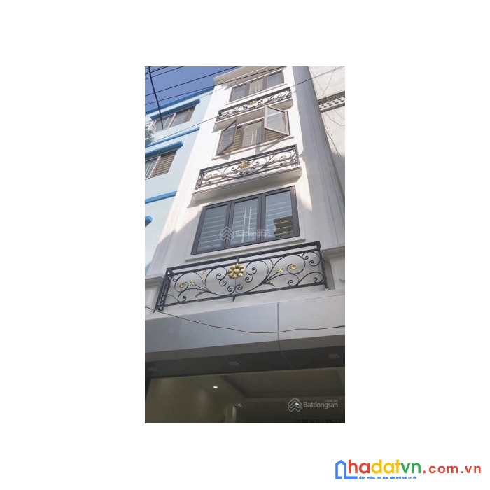 Nhà đẹp 5 sao, ga ra ô tô, hai thoáng, phố nguyễn ngọc nại 46m2 x 5t x 8,3 tỷ