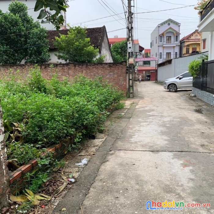 Bán mảnh đất vị trí siêu đẹp. đài bi uy nỗ đông anh hà nội. dt 53m2. giá chưa đến 2ty, ô tô vào