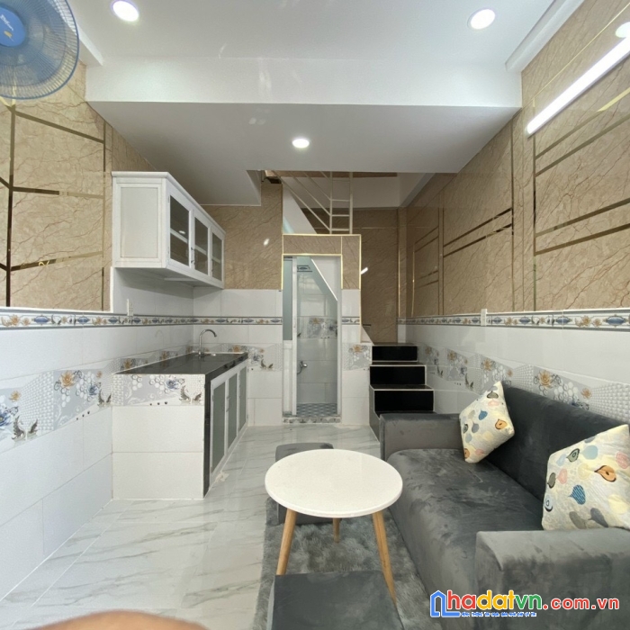 Bán nhà hẻm xe hơi cách vài bước chân 1979/12/ huỳnh tấn phát