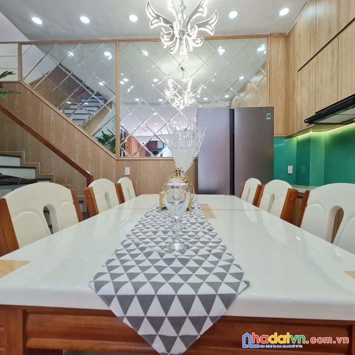 Hxh.- 2 tầng nở hậu –shr- phan huy ích gò vấp