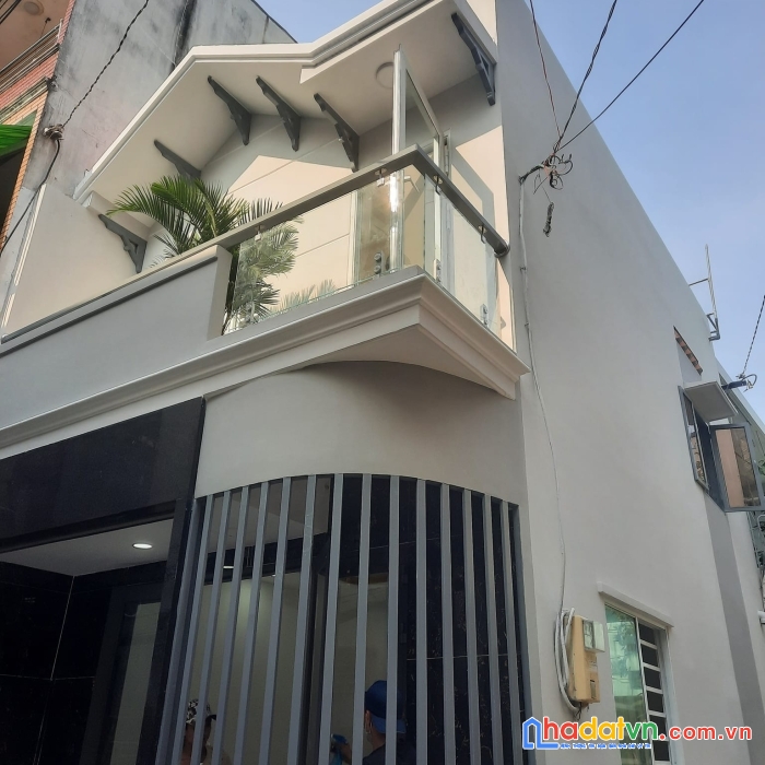 Nhà bán q6, hxh cư xá phú lâm, sát chợ phú lâm, 30m2, 2 tầng, chỉ 3,69 tỷ