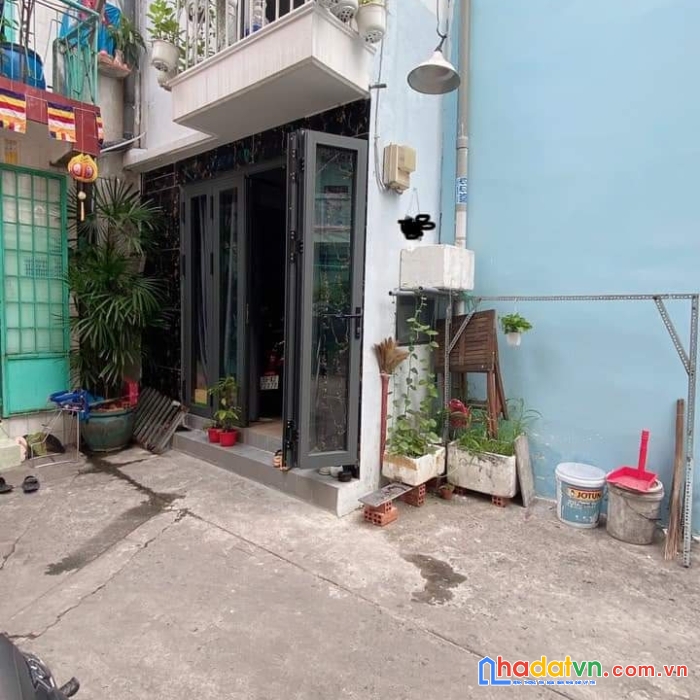 Nhà tân hòa đông quận 6, ngay chợ phú lâm, mua ở ngay, 2 căn ra mặt tiền đường 8m, dtsd 42m2, hơn