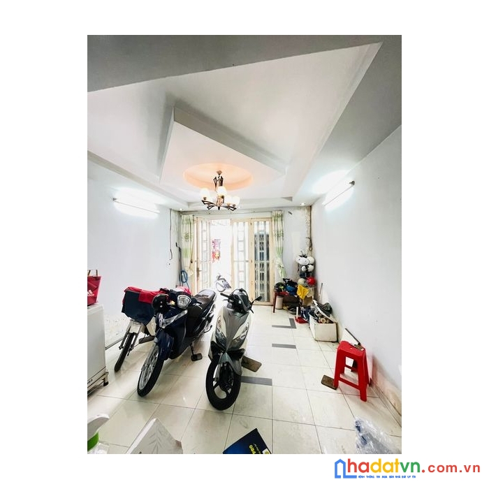 Bán nhà hẻm nhựa thẳng một trục - xe hơi đỗ tận cửa - thông số chuẩn hoa hậu âu cơ p10 tân bình