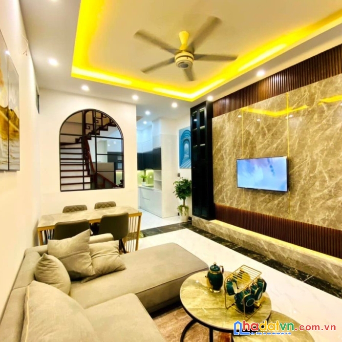 Tt đống đa-giá quá hợp lí-nhà mới-về ở ngay-sổ 25m2-vuông vắn-hơn 2 tỷ