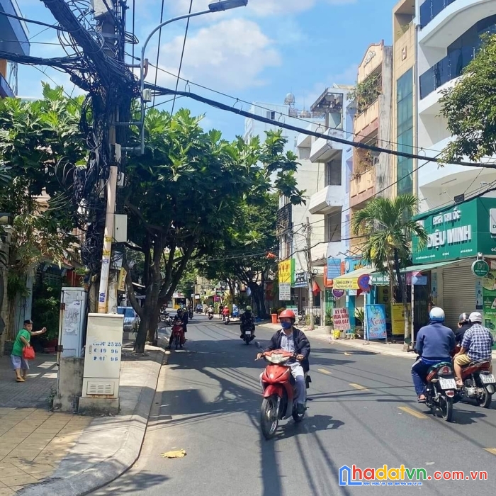 Bán nhà mặt tiền khu vip k300 tân bình, ngang 5 x 19, 4 tầng, nhỉnh 18 tỷ.