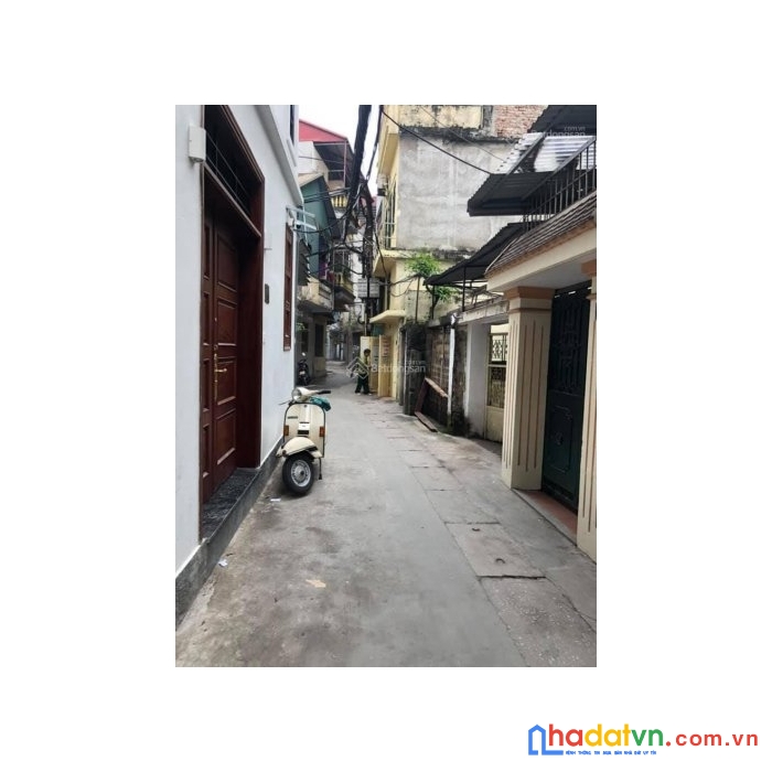 Tôi bán nhà đường bưởi, ba đình, dt 33m giá 3.1 tỷ.