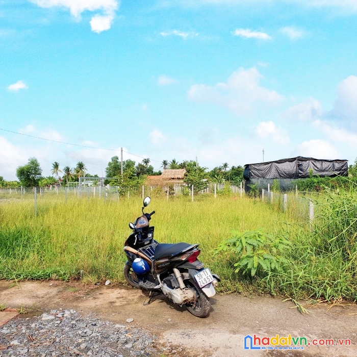 100m2 thổ cư thị trấn cần giuộc, đường xe 7 chỗ , giá rẻ 11tr/m2