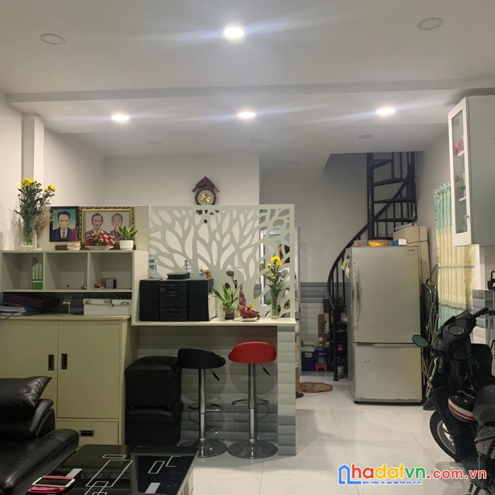 Bán nhà gần ngã tư lũy bán bích-thoại ngọc hầu, đ. phú thọ hòa, dtsd 62m2, chỉ 3.7 tỷ