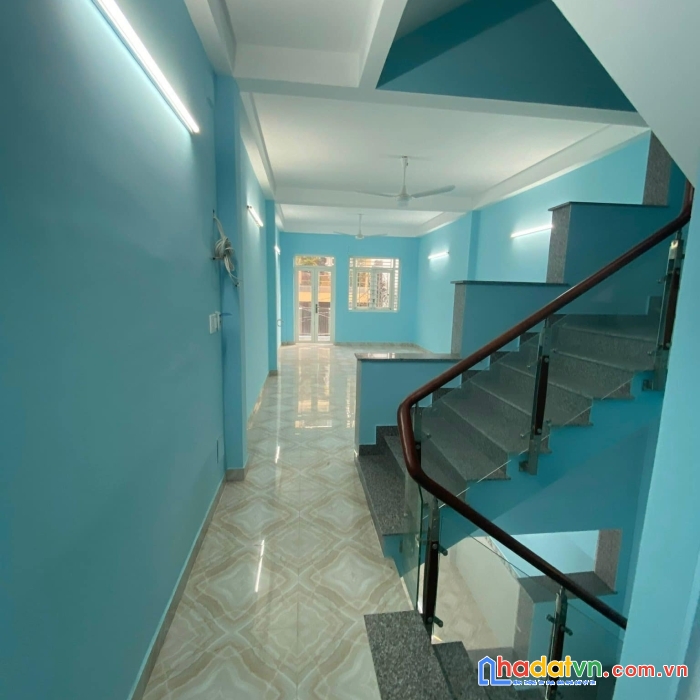 Nhà 4 lầu kinh dương vương q6 - khu phân lô - vuông a4 - đường ô tô quay đầu - giá 9,x tỷ