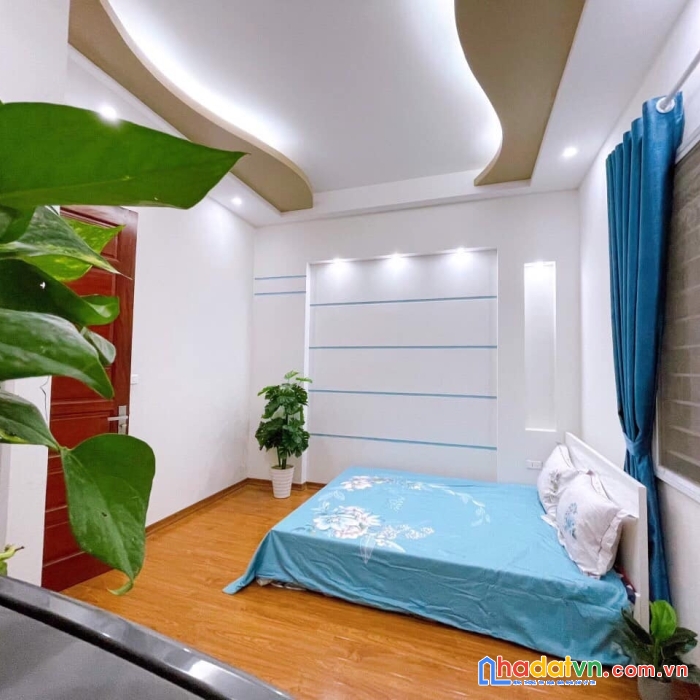 Bán gấp nhà phú đô 39m 5t, full nội thất chỉ 4.19tỷ, oto đỗ cửa.