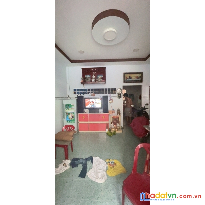 Nhà 2 tầng cần bán gấp - đường số 3- ngay chợ bình long - hẻm 4m - 4x11.2 - dtcn 45m2 - chỉ 3 tỷ x