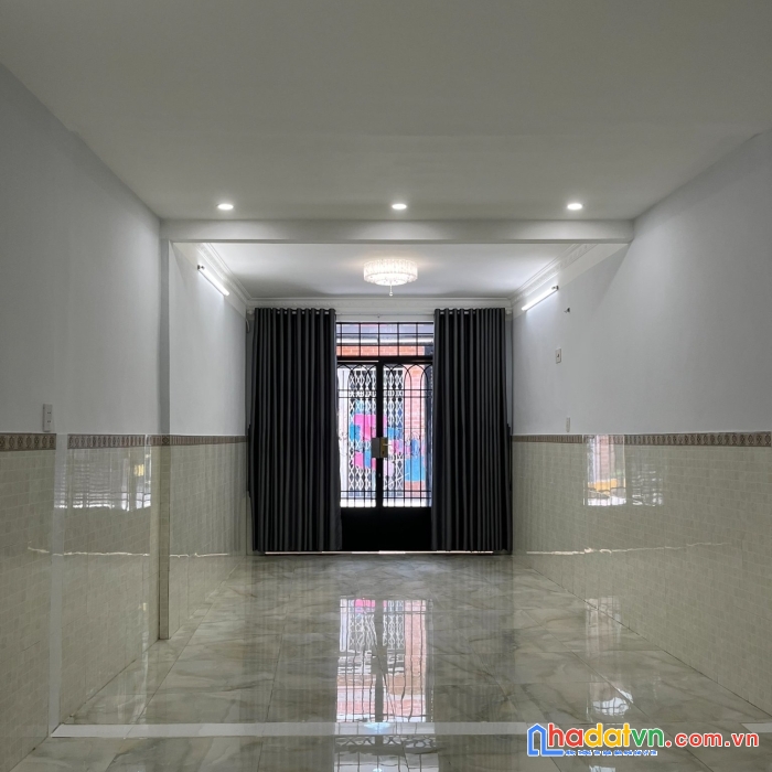 Nhà hẻm ô tô thẳng âu dương lân phường 3 quận 8- 5.85ty