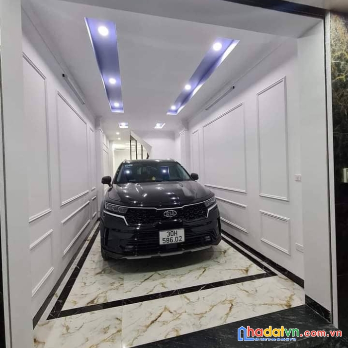 Phân lô liền kề ba la 60m.4 tầng .6.5 tỷ 20m ra nút giao ba la.quang trung