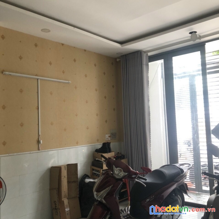 Nhà đẹp, hẻm 97, huỳnh văn bánh, 4 x 9m, 2 lầu, 4.1 tỷ, phú nhuận