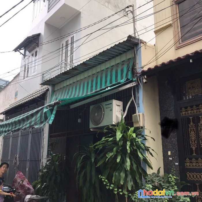 Bán gấp nhà hẻm rộng xe hơi đậu tận cửa, sạch đẹp.
đường tây thạnh, phường tây thạnh, quận tân