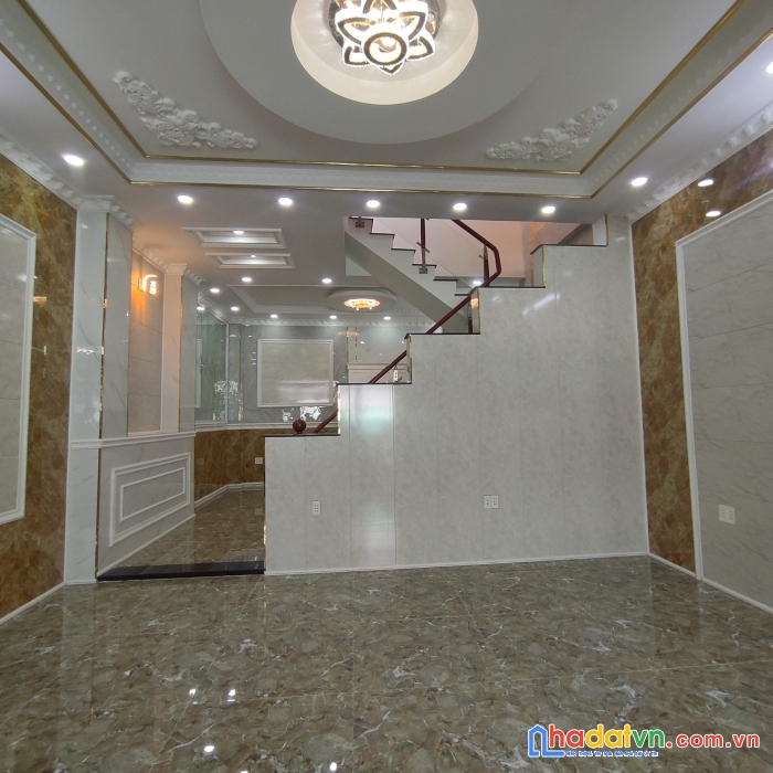 Bán nhà hẻm 1206 đường huỳnh tấn phát, quận 7, dt 60m2, 3 tầng, giá 5.350 tỷ. tuấn 0904377409