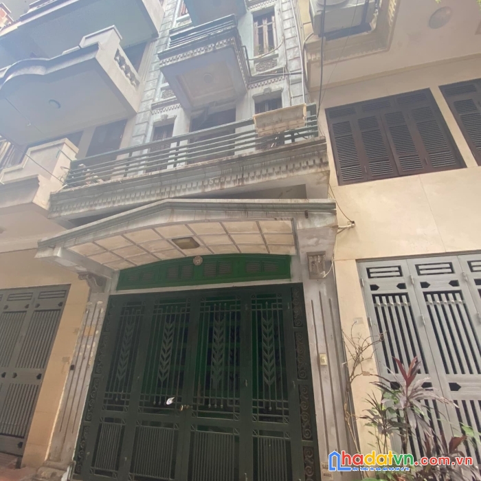 Bán nhà trần quốc hoàn, cầu giấy: 14 tỷ, dt 51m2, 5 tầng, mt 4,1m oto vào nhà, phân lô bqp