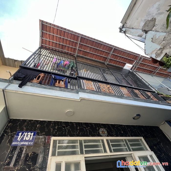 Gấp bán nhà giá tốt, 5.3x13 hẻm rộng, 50 m ra mặt tiền nguyễn văn quá