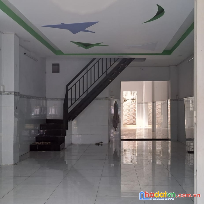 Vị trí cực đẹp - ô tô đỗ cửa - 85m2 - giáp quận 10 - nhỉnh 6 tỷ