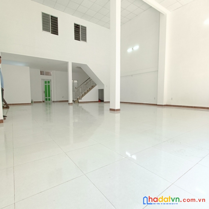 Bán nhà mặt tiền huỳnh thiện lộc, tân phú  90n2 giá 12,5 tỷ