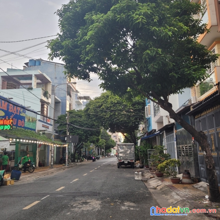 Bán nhà mt kinh doanh siêu đỉnh tân phú -  nguyễn đình bảo- 42m2 - 2 tầng - nhỉnh 6 tỷ .