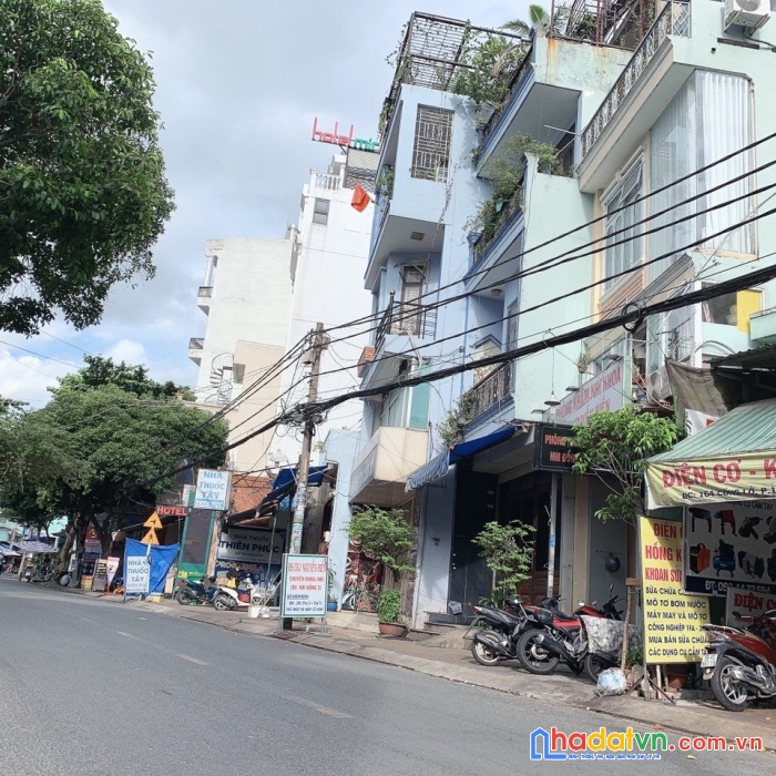 Bán tòa nhà , chdv cống lở, 368m2, ngang 8m, 117 phòng, 8 lầu, có hầm, thang máy, 47 tỷ.