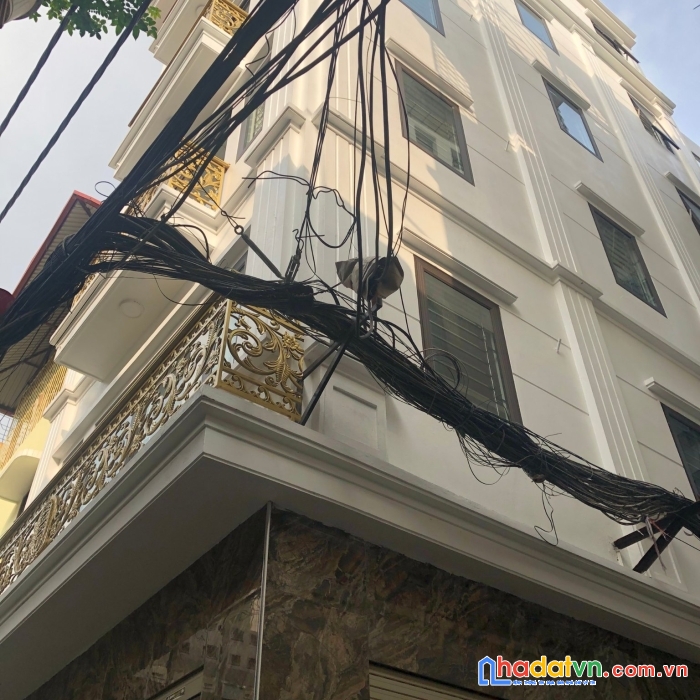 Nhà đẹp nguyễn khang – lô góc – 6 tầng thang máy – ngõ thông – kinh doanh.