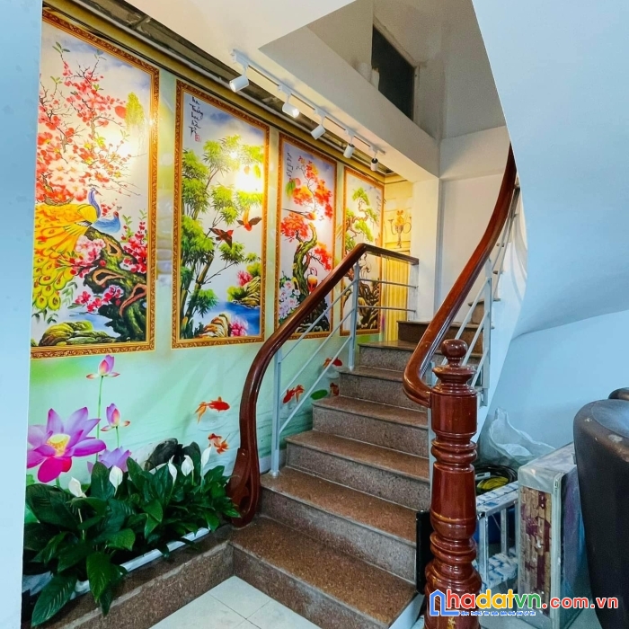 Bán nhà đường láng, đống đa, nhà đẹp ở luôn, thoáng trước sau, dt 40m, 4.7 tỷ