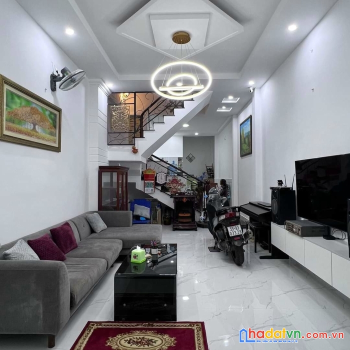 Nhà đẹp như ngọc trinh - hxh - xây 3 tầng btct - nở hậu nhẹ - 60m2 - nhỉnh 6 tỷ