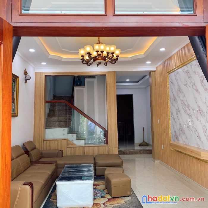 Bán siêu phẩm hxh đường 16, linh chiểu, 4 lầu chỉ 7 tỷ 95