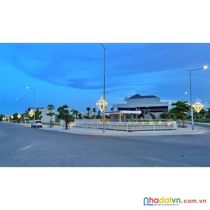 Bán 2 lô mặt tiền hàng độc giá tốt nhất thị trường