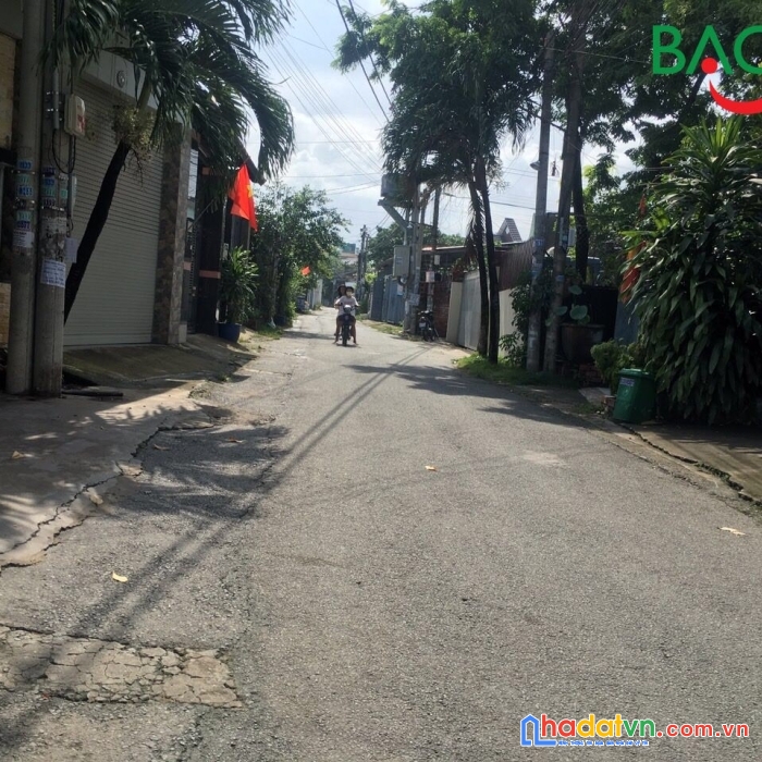 Giảm 300tr nhà 1t1l 390m2 đường 2oto tân phong chỉ 8,2 tỷ