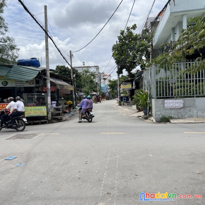 Nhà đẹp vip hẻm nhựa 201 đường mã lò, bình trị đông a, dt66m2, 4x17m, nhà 3t, 4pn.giá 5,25 tỉ