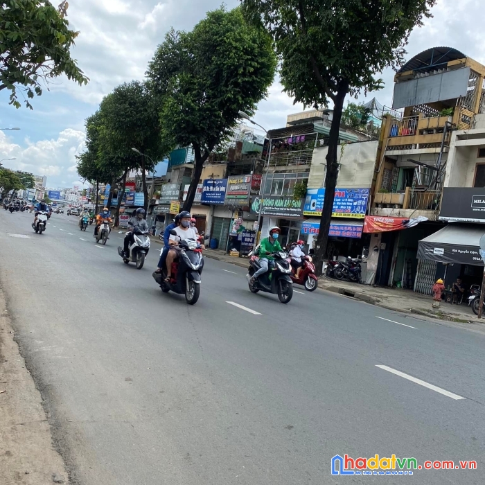 Lô góc nguyễn kiệm,p3, 179m2 chính chủ 23 tỷ