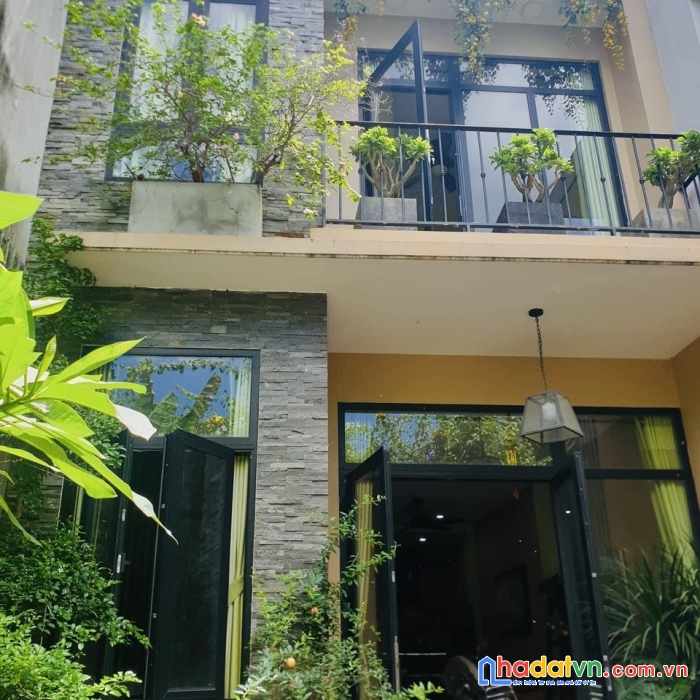 Biệt thự hội an giữa lòng thành phố nguyễn duy trinh q2 chỉ 9 tỷ