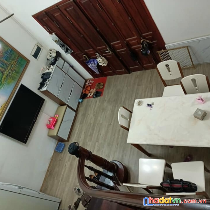 Cần bán gấp nhà lương sử-đống đa, ngõ rộng thoáng 3 gác quay, 64m mặt tiền 5m4 giá chỉ 5.8 tỷ