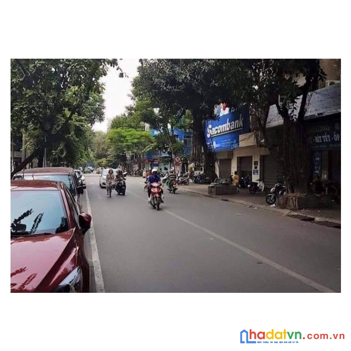Bán nhà mặt phố hòa mã 180m2, 4 tầng, mặt tiền 8m, 100 tỷ, nội thất đẹp, giáp quận hoàn kiếm.