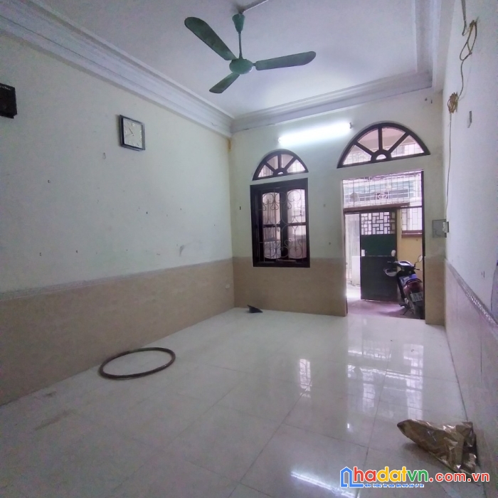 
nhà bán hoàng hoa thám ba đình, hồ tây, phân lô, 51m2 – 5.8 tỷ.
 