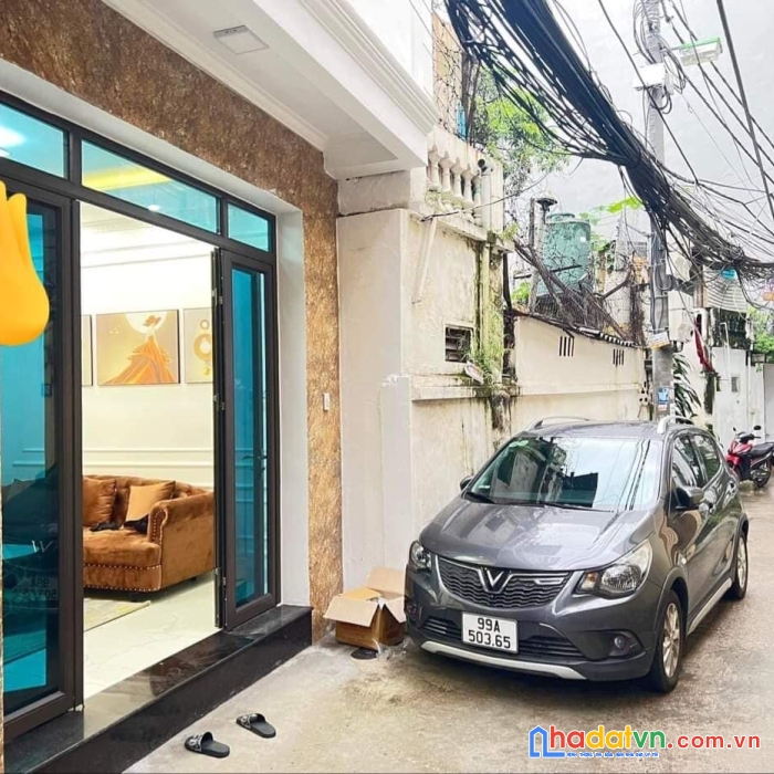 Cực hot-hơn 2 tỷ-nhà đống đa-25m2 sổ đỏ-mới đẹp-giá quá hợp lí-ô tô đỗ cửa
