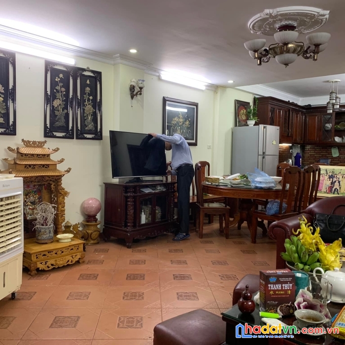 Bán nhà nguyễn chí thanh-đống đa. dt 65m2, 5 tầng, mt 6m. giá nhỉnh 6 tỷ