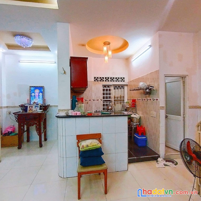 Bán gấp 70m2 âu cơ tân bình chỉ 4 tỷ 7 tl đẹp ở ngay