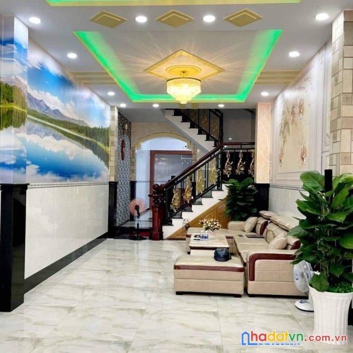 Khách sạn dòng tiền 10% 1 năm quận 6 giá rất rẻ chỉ 12.5 tỷ-ngộp bán gấp