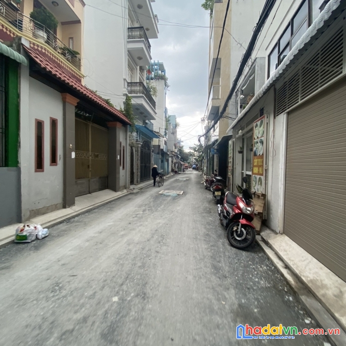 Bán nhà cạnh aeon tân phú, 60m2, 2 tấm, 4xx