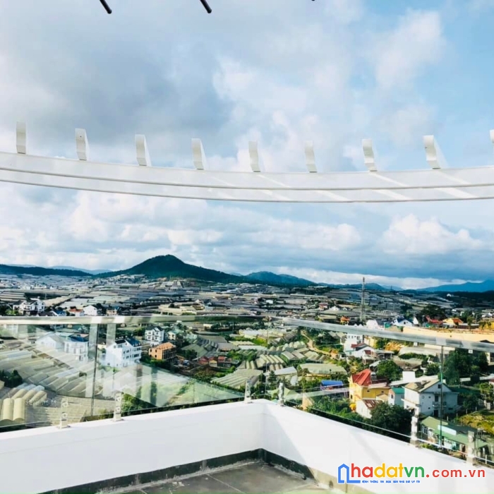 Bán khách sạn mặt tiền đường trịnh hoài đức đà lạt