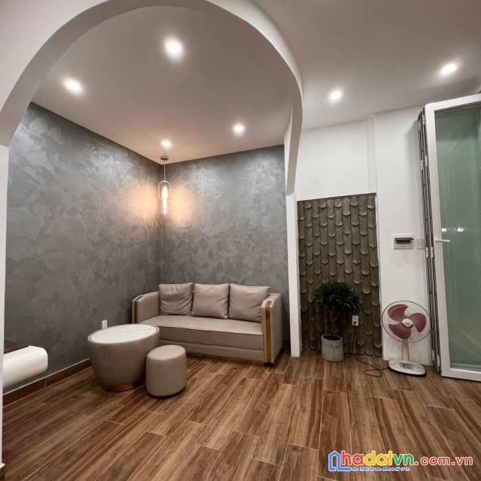 Nhà đẹp, hẻm kênh tân hóa, 6 x 5.2m, chỉ 4.2 tỷ, tân phú